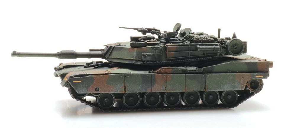 US Abrams M1A1Abrams Tank Artitec 6870139 Hand Painted 1/87 Scale  Model - Image 2 of 4