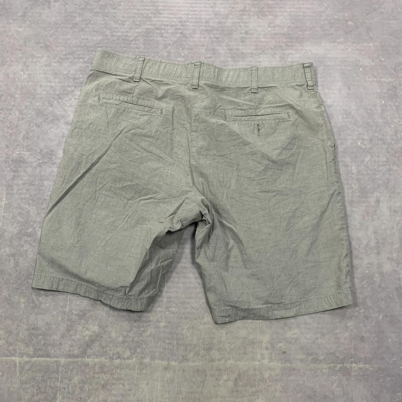 Lee Shorts Size is waist 40" Men's 40 thumbnail 6
