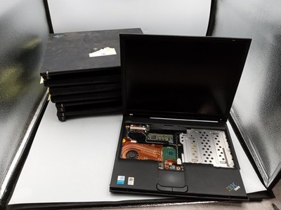 Lot of 7 IBM ThinkPad T40 T41 T42 - 14'' Laptops Intel CPU - PARTS / REPAIR -RR