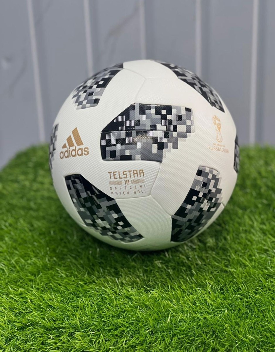 FIFA World Cup 2018 Telstar 18 Russian soccer ball, official match