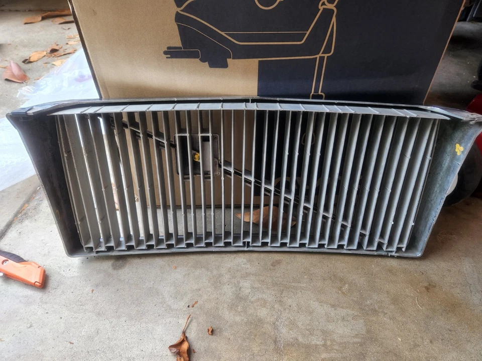 VOLVO 240 Used Original FRONT GRILLE Volvo 240 - Image 3 of 4