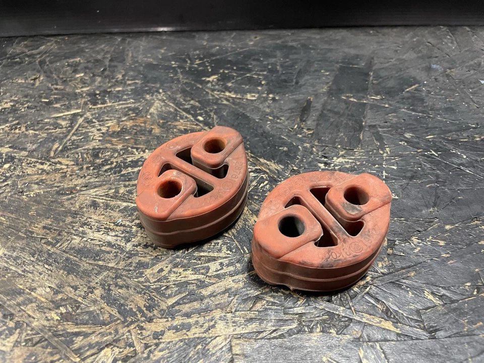 2010-2016 Hyundai Genesis Coupe Cabide de Escape Suporte de Borracha CONJUNTO USADO PELO FABRICANTE - Imagem 4 de 4