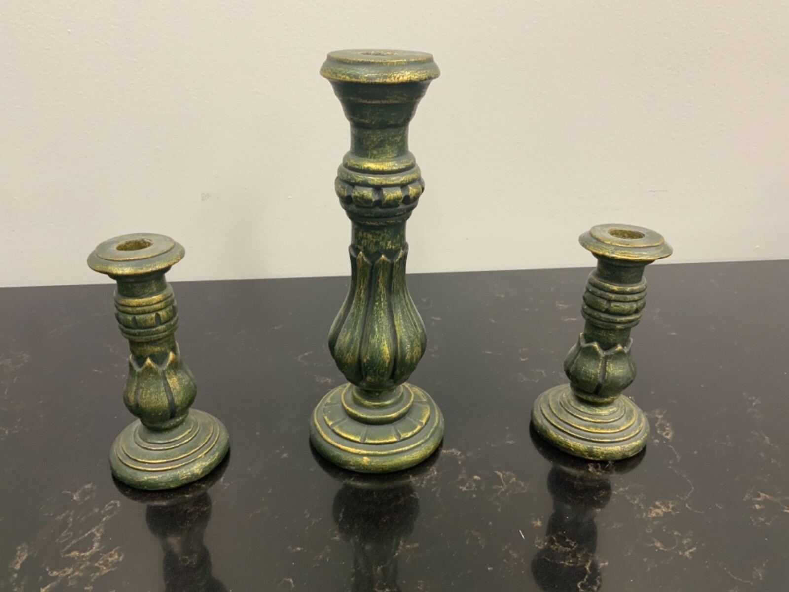 Bombay Company Taper Candle Holders Set Of 3 Green Gold Distressed Wood