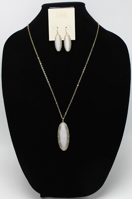 New Nordstrom Rack Light Gray Smoke Color Stone Necklace & Earrings #E1322_N2741