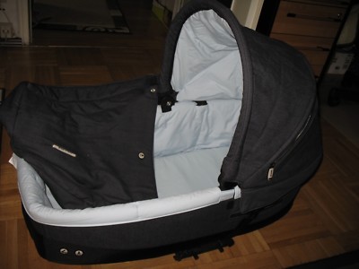 Mutsy 4Rider - Babyschale/Tragewanne 