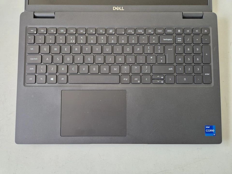 Dell Latitude 3520 · i7-1165G7 · 8GB · 250GB, photo 2 of 5