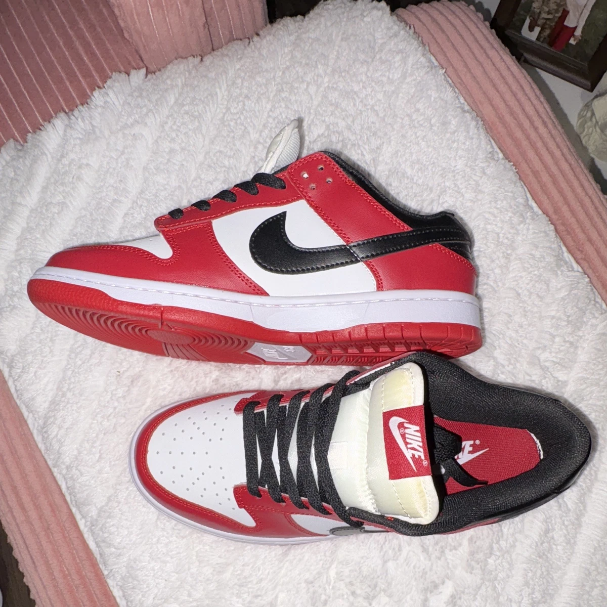 Preços baixos em Nike Dunk Low White Black Red | eBay