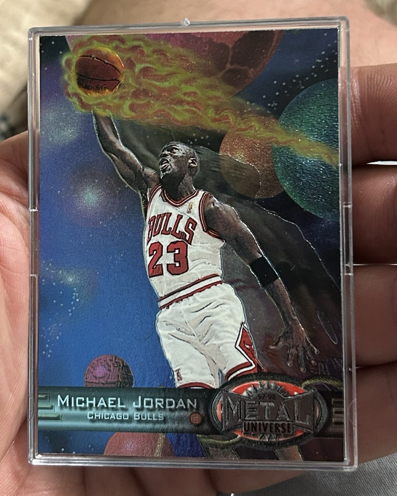 1997-98 Fleer Skybox Metal Universe Michael Jordan Iconic Foil Base MJ #23 Bulls