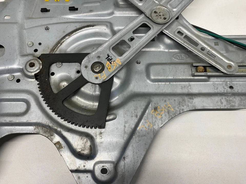 KIA SPECTRA 2004-2009 REGULADOR VENTANA PUERTA DELANTERA IZQUIERDA CON ALTAVOZ FABRICANTE DE EQUIPOS ORIGINALES, Foto 4 de 4