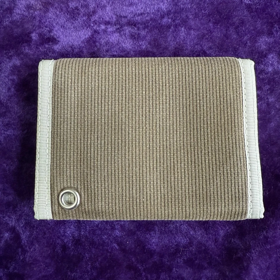 Y2K Vintage Men's 'element' Brown Wallet Skater Boy Gift Grunge Clean - Image 2 of 4