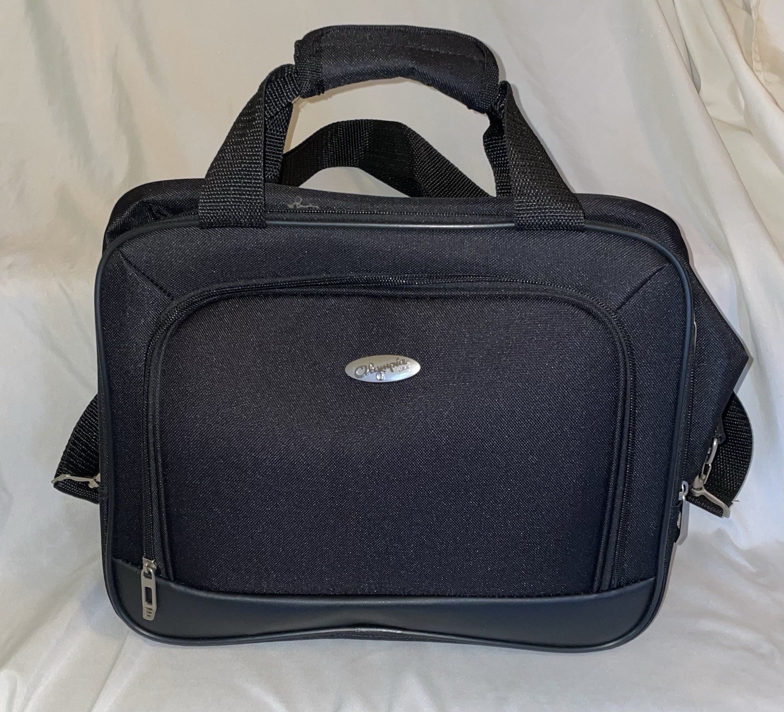 15" Carry On Travel Tote Bag Black W/adj Strap