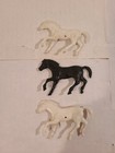 VINTAGE HOLLOW PLASTIC HORSES LOT OF 12 VARIOUS MAKERS VERY NICE — photo 3