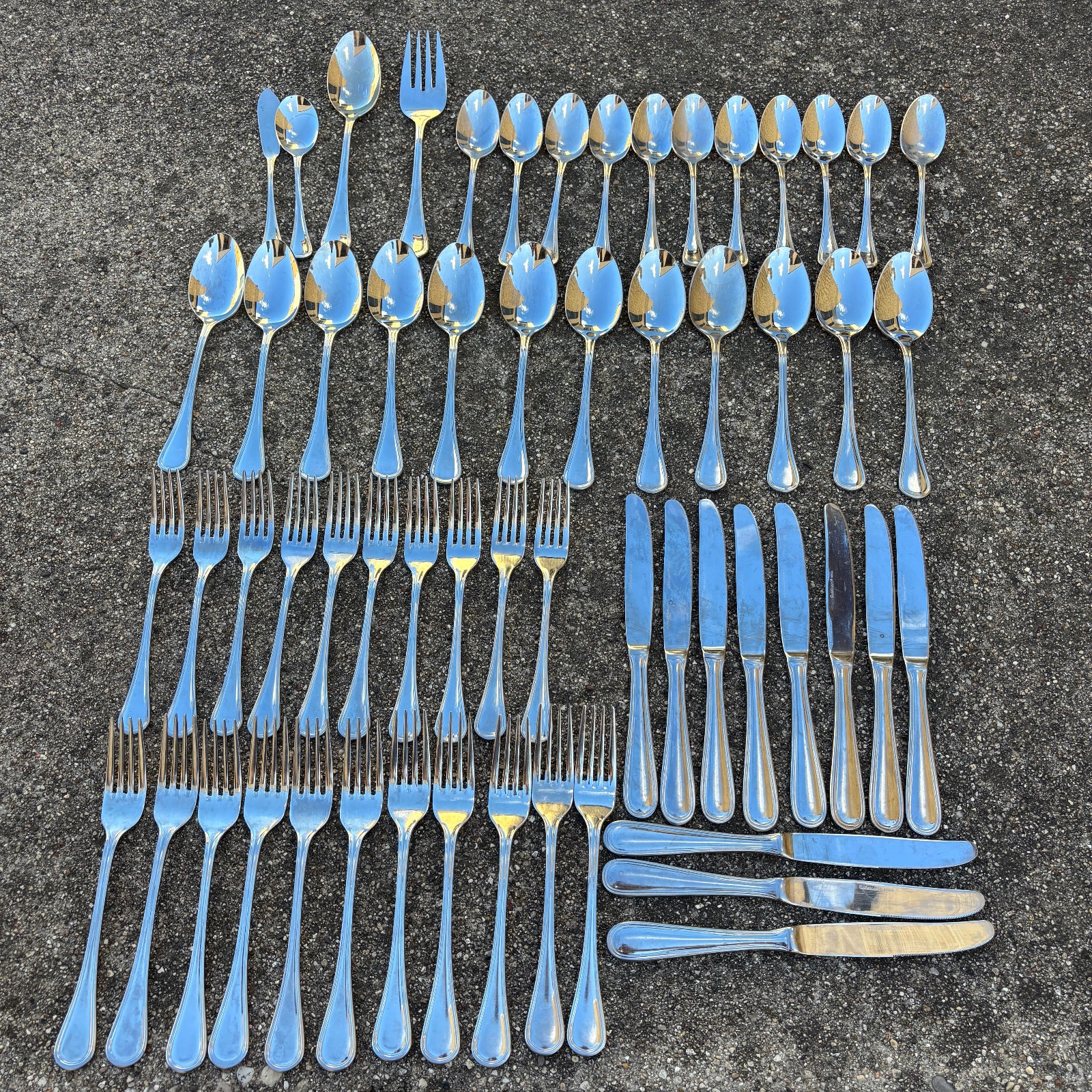 Cuisinart 18/10 Stainless Stratford Pattern Flatware Lot Of 