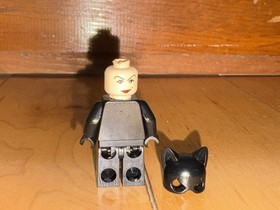 LEGO Batman Dragster: Catwoman Pursuit Set 7779 Complete with Minfigs