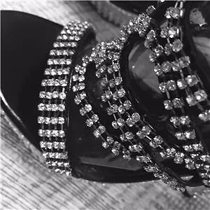 NUEVO Celeste Sexy NEGRO METALIZADO PEDRERÍA Zapatos de tacón de aguja Tacones Natalie Talla 6 Foto 3 de 4