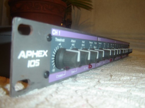 Aphex 105, Logic Assisted 4 Ch Noise Gate, Vintage Rack - Picture 5 of 12