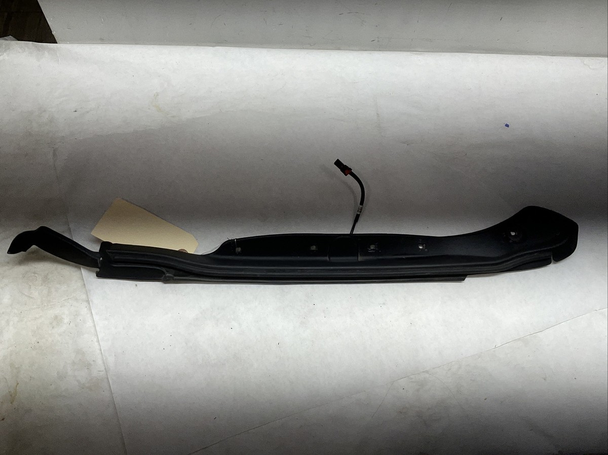 20-23 CADILLAC XT6 LEFT LIFTGATE TRUNK ANTI PINCH SENSOR OEM