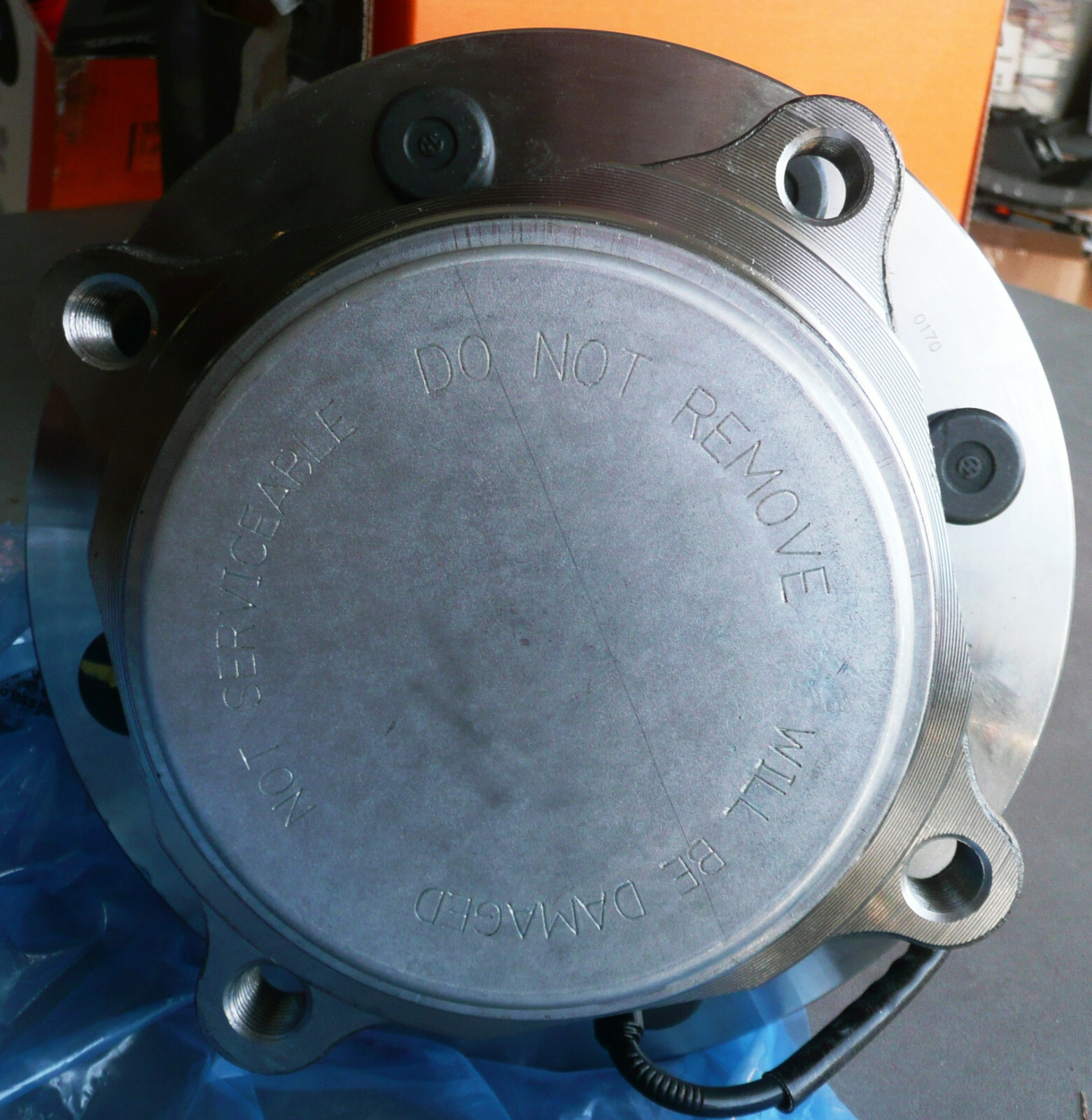 Wheel Bearing & Hub Assembly Timken HA590347 (NEW IN BRUISED BOX 