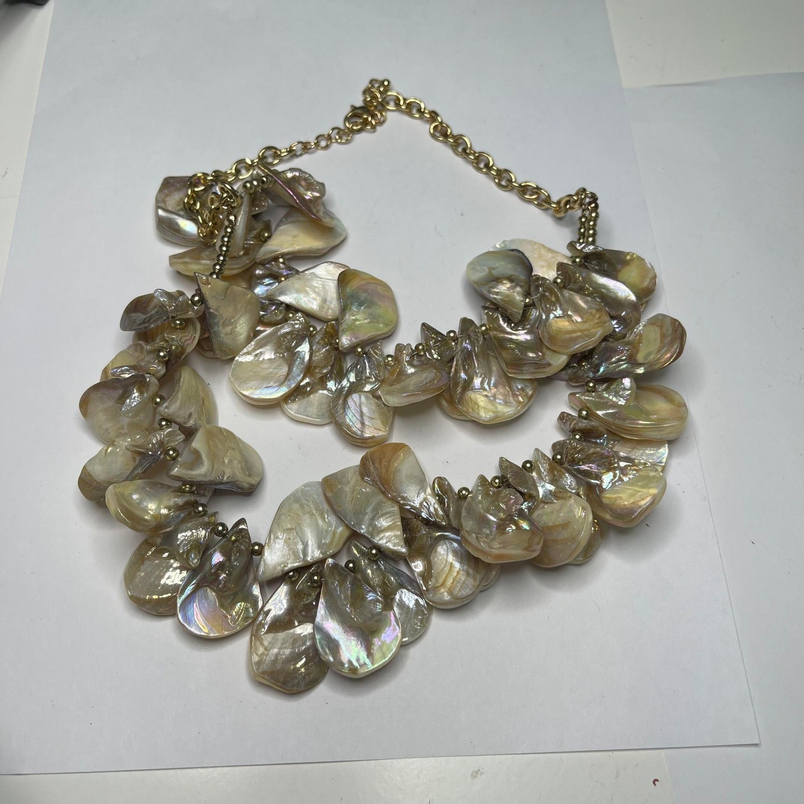 Shell statement necklace natural shells set in go… - image 3