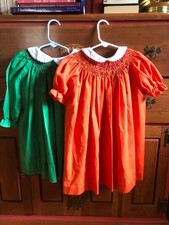 VTG Girls smocked long short sleeve dresses with lace trim collar sz 4T