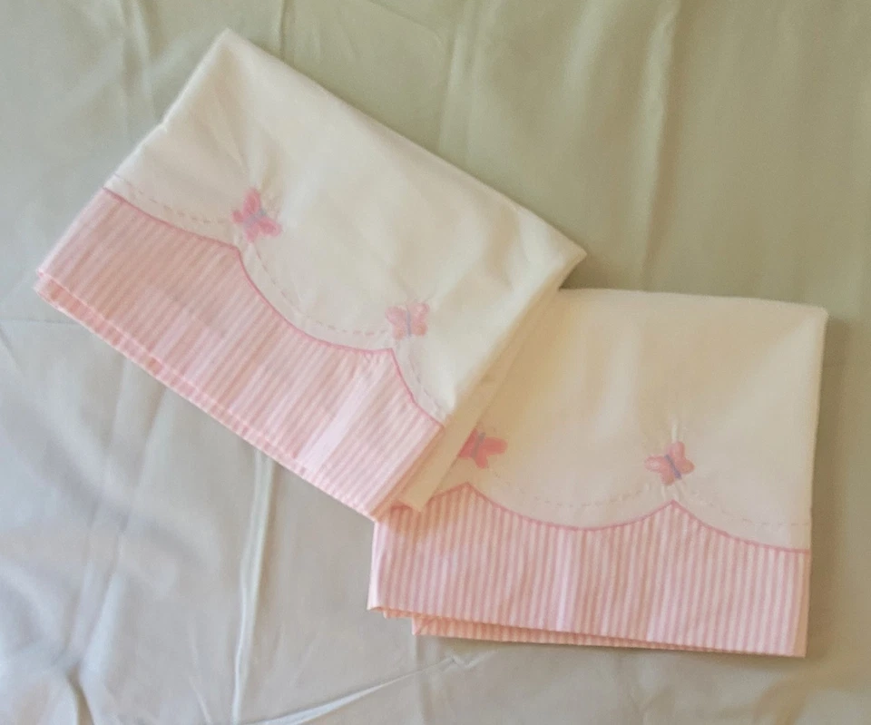 2 piezas CONJUNTO Cenefas Forradas Pottery Barn Niños Rosa Rayas Bordadas Mariposas Foto 4 de 4