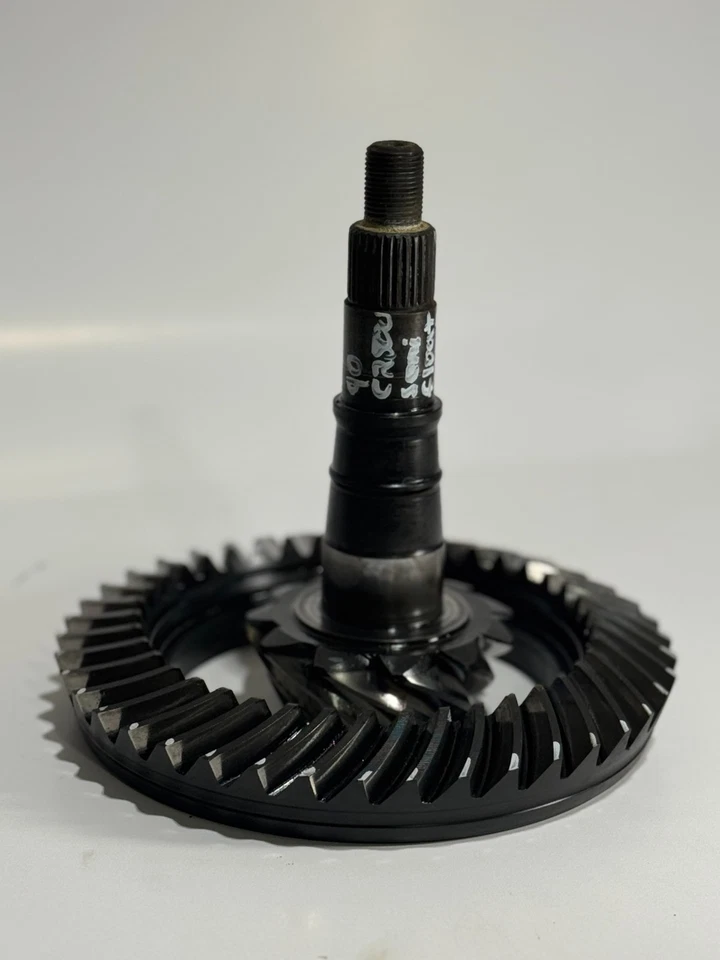 1990 GMC / CHEVY C / K 1500 2500 350 5.7L V8 REAR AXLE RING & PINION 14 BOLT 373 - Image 2 of 4