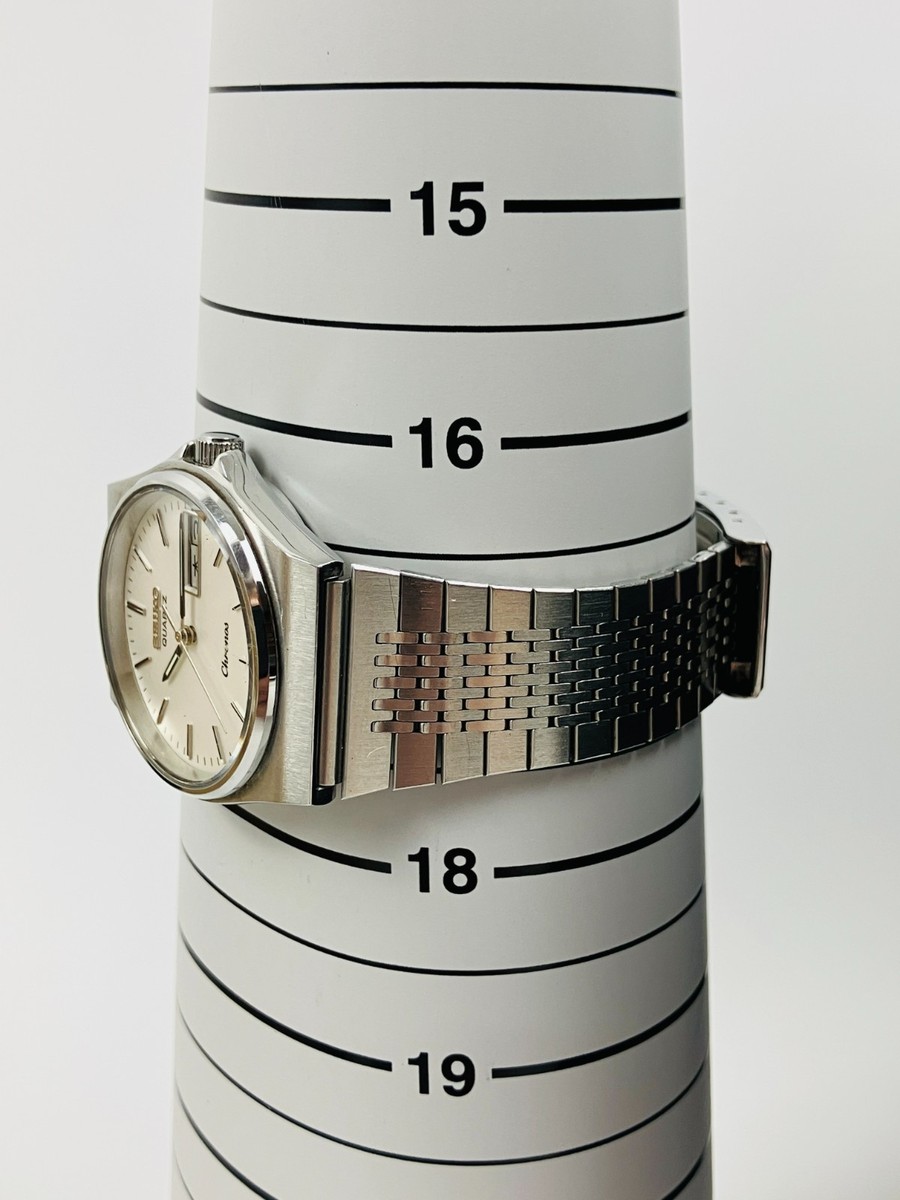 SEIKO WATCH CHRONOS 8123-7090 QUARTZ DAY DATE KANJI | eBay
