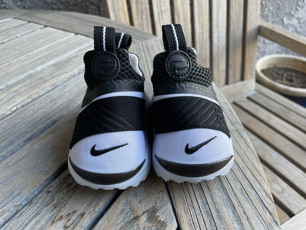 Black and white nike presto extreme on sale