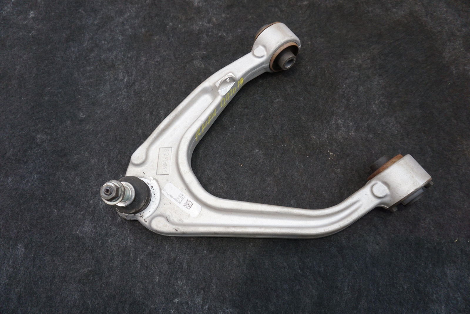Front Right Suspension Upper Control Arm 670004186 Maserati Ghibli M157 2014-17+