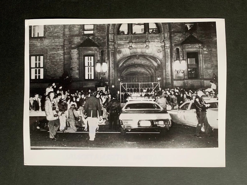 JOHN LENNON DEATH DAKOTA BUILDNING - Rare Original VINTAGE Press Photo