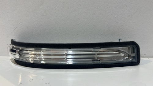MERCEDES BENZ NEW A & B CLASS LH MIRROR REPEATER INDICATOR LAMP A1698201121 - Picture 2 of 2