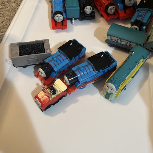 Lot of Thomas the Train & Friends Trackmaster Engines And More Read - Picture 6 of 12