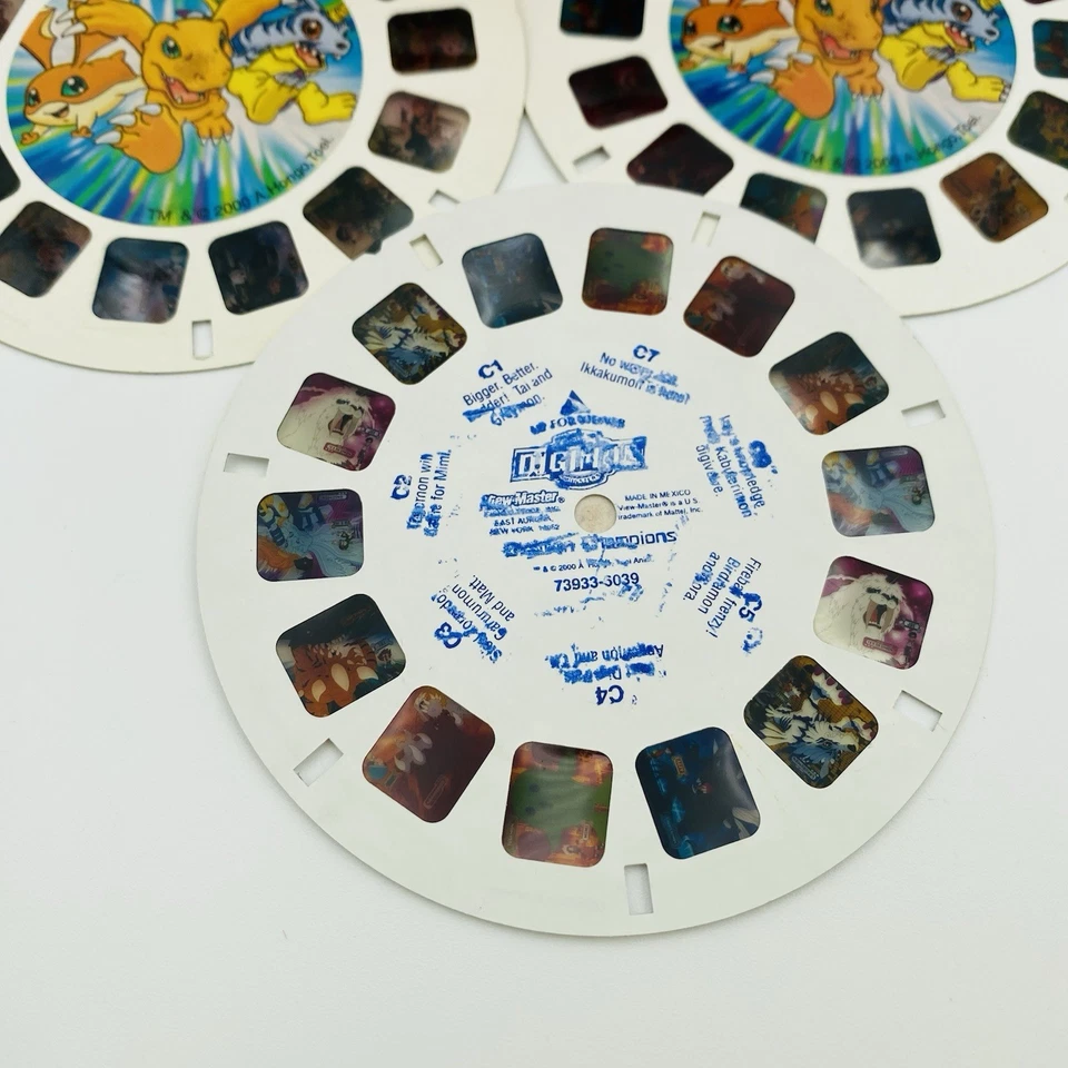 1998 Red Mattel View-Master 3d Virtual Viewer w/ 3 Digimon Reels Tested Toei Toy - Image 2 of 4