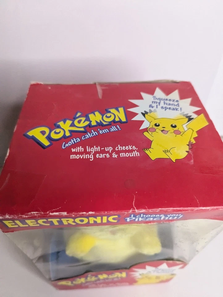 Pokemon ELECTRÓNICO "¡Te elijo Pikachu!" Peluche 1999 Nintendo Hasbro Box Wear Foto 2 de 4