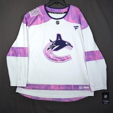 Fanatics Vancouver Canucks Hockey Fights Cancer Jersey Men's 2XL White Pink