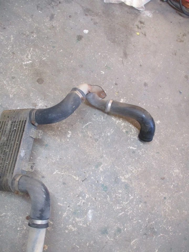 Ford Ranger Intercooler core radiator + pipes 2.5 diesel 1999 - 2006 - Image 4 of 4