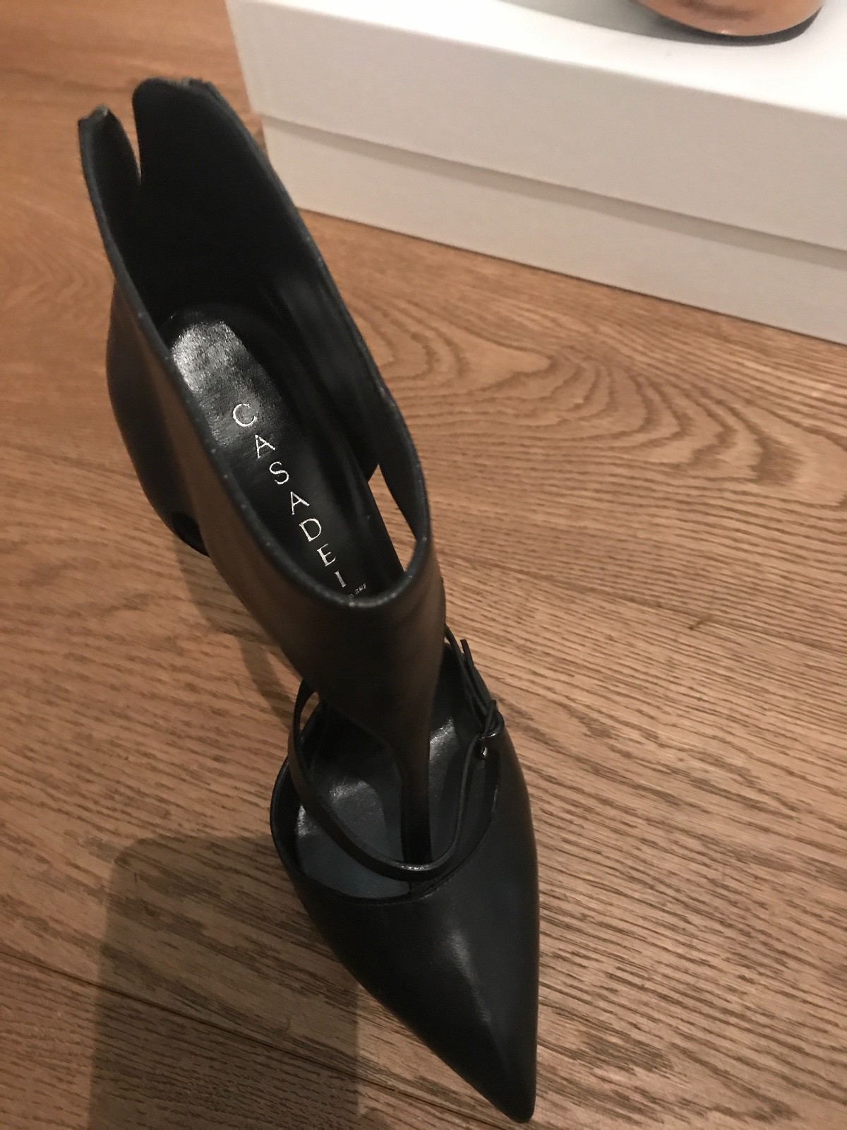Casadei Mujer 7 Tacones Zapatos negros. tamaño 40 7 Mujer usado una vez. con Caja Original 92c231 Casadei Mujer 7 Tacones Zapatos negros. tamaño 40 7 Mujer usado una vez. con Caja Original 92c231