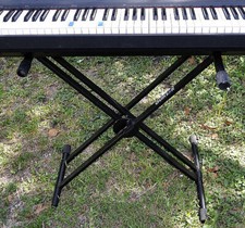 Quik Lock X-Style Adjustable Keyboard Piano Stand Trigger Lock T-500