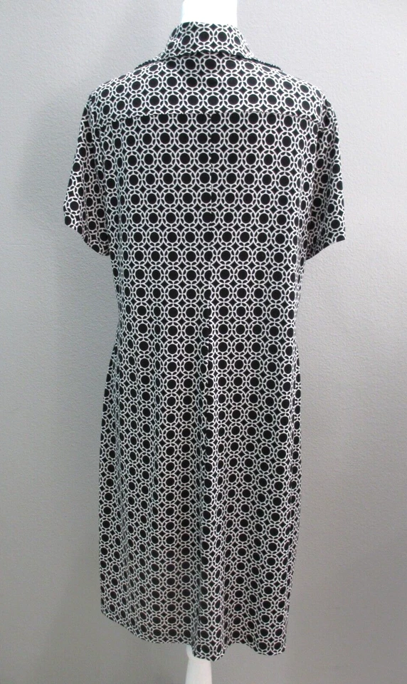 Camisa feminina En Focus Studio 14 preta jersey manga curta elástica colarinho - Imagem 4 de 4