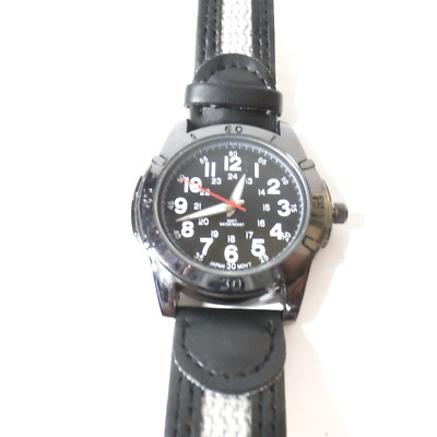 Vintage Men's Water-Resistant Easy Read Watch - New Battery -Very Good Condition