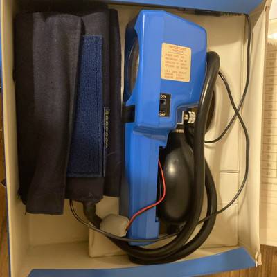 #ad Vintage Lumi Tronic III Analog Blood Pressure Monitor Kit – Made in Japan – Near $14.45