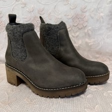 Crown Vintage Dark Green Olive Chunky Heeled Ankle Booties Women s Size 7