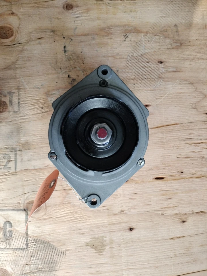 Alternador original Porsche 914 H4 1970-1976 1,7/2,0 litros y 1972-1979 VW Foto 3 de 4