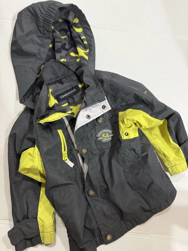 Chaqueta deportiva London Fog para niños talla 4t gris y amarillo Foto 4 de 4