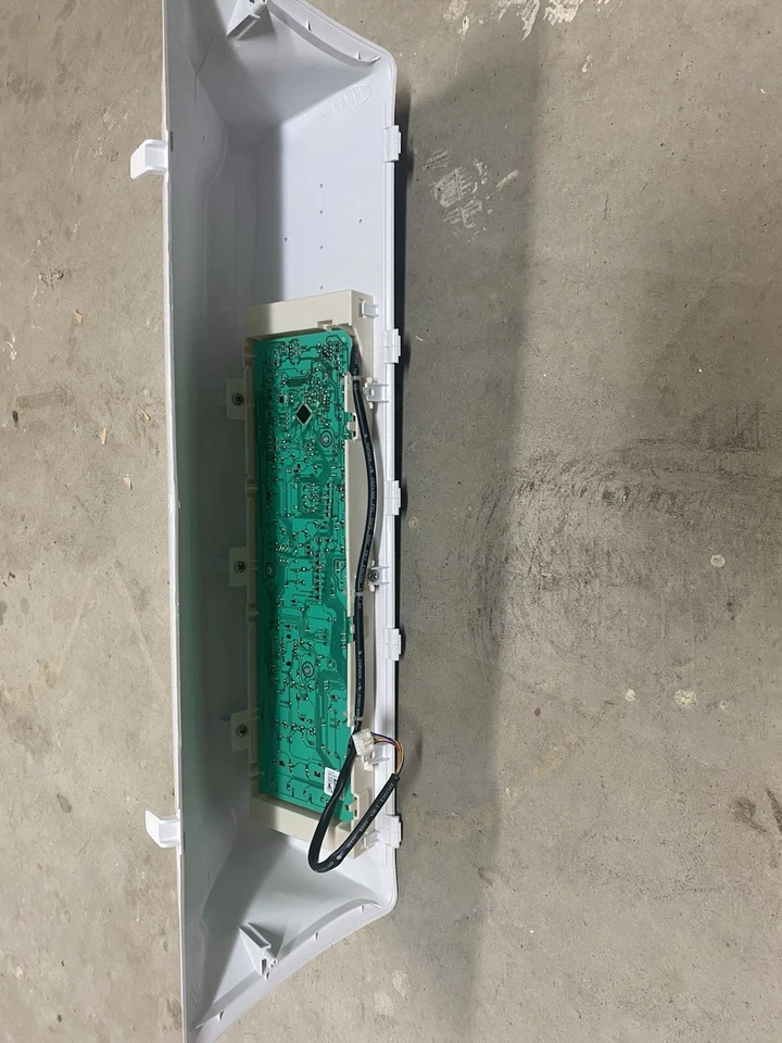 Frigidaire Electric dryer Control Panel FFRE4120SW2 - Image 2 of 4