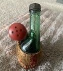 Vintage Salt/Pepper Shakers Wrapped Wine Bottles  4 INCHES TALL — photo 2