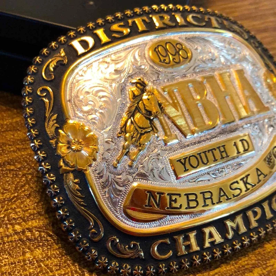 De colección Gist Bronce NBHA National Barrel Caballo Nebraska Campeón Hebilla de Cinturón Foto 2 de 4