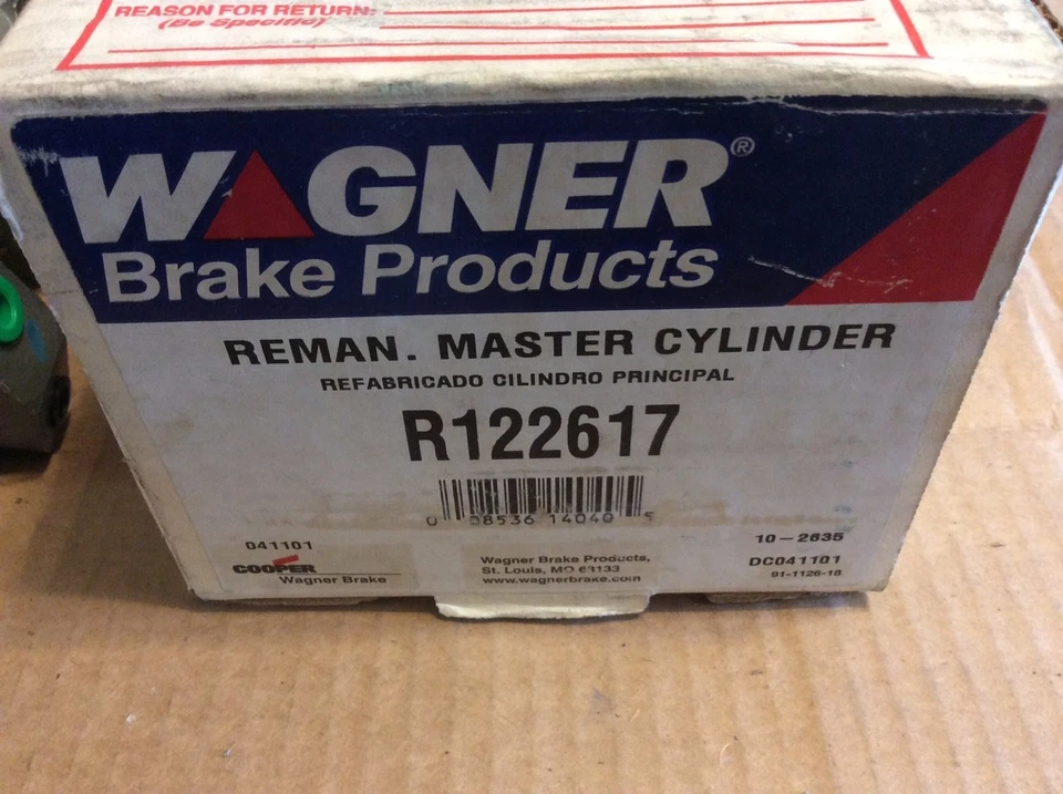 Cilindro maestro de freno Wagner R122617 para Chevy Cavalier Sunfire 95-99 Foto 2 de 4