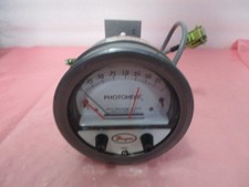 Dwyer Series 3000MR Photohelic Pressure Switch, 450472