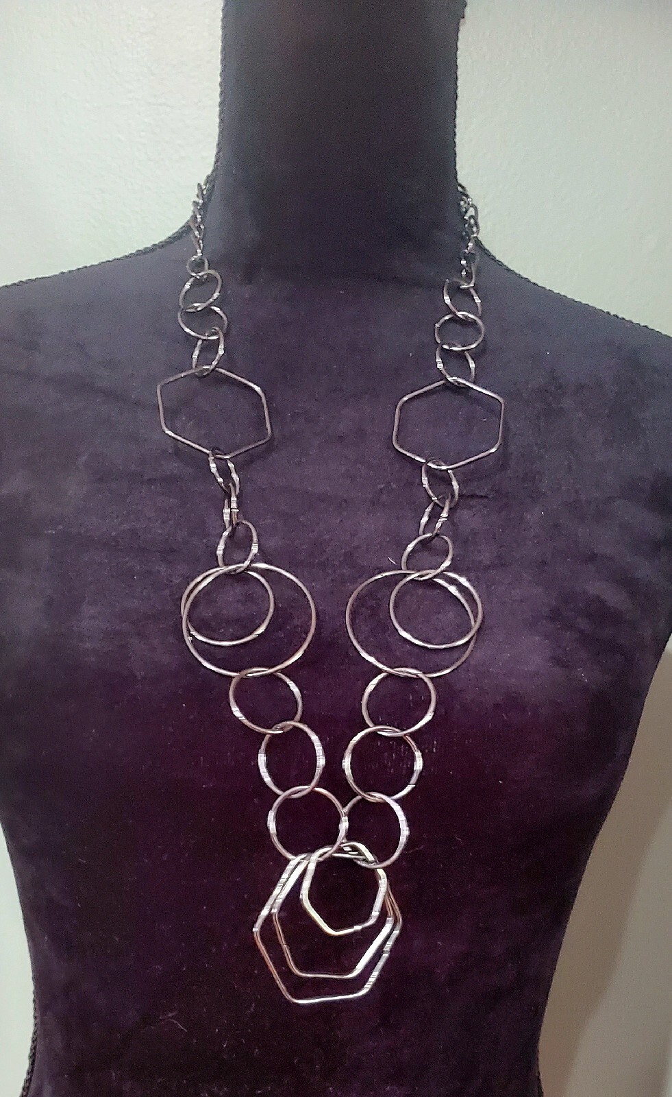 Necklace Interlocking Geometric Circle Metal Chai… - image 1